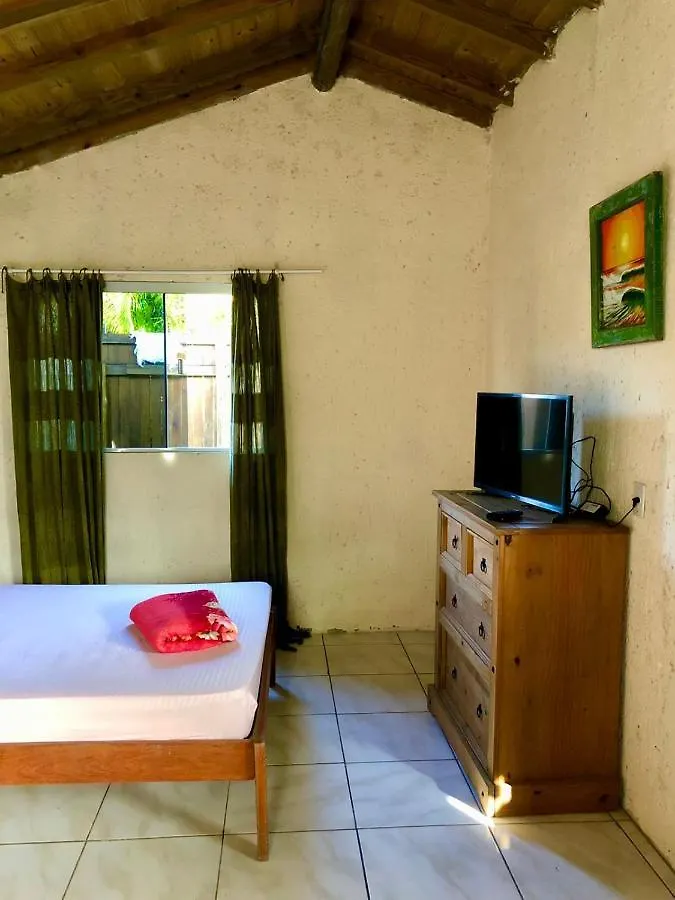 Orman Evi Cabanas Prema Praia do Rosa Brezilya